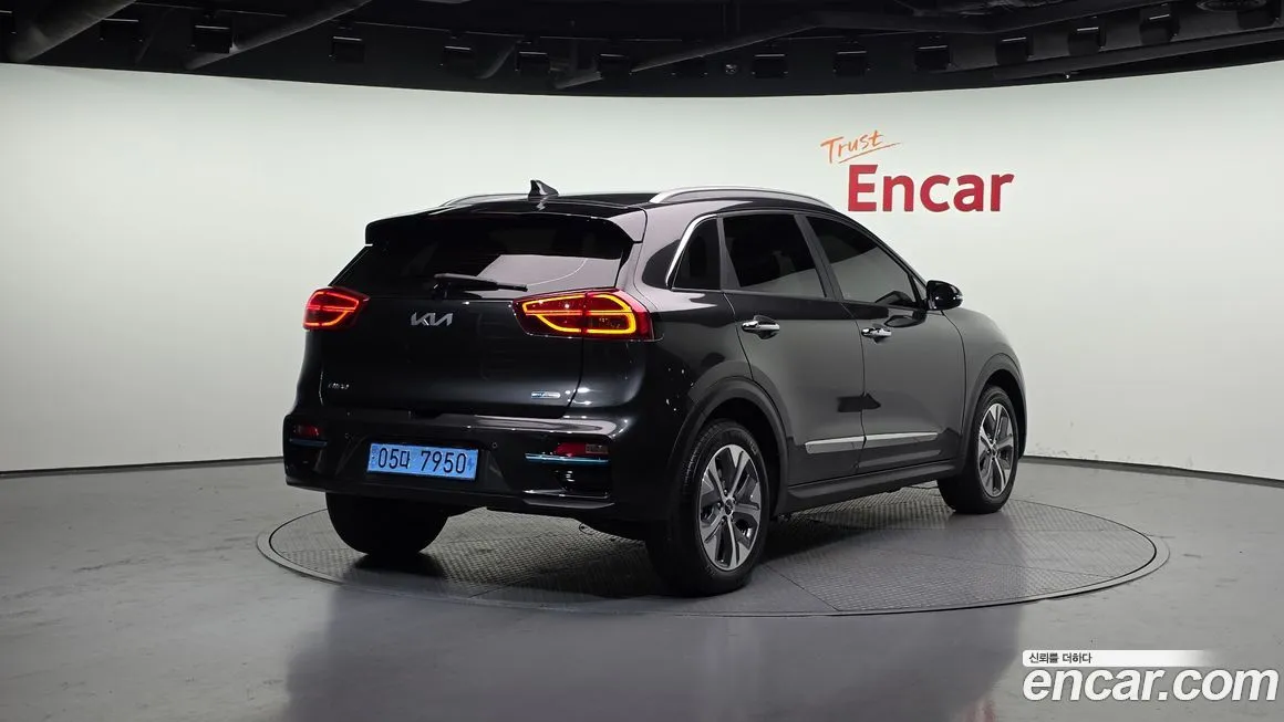 Kia Niro 2022 из KR, фото 2