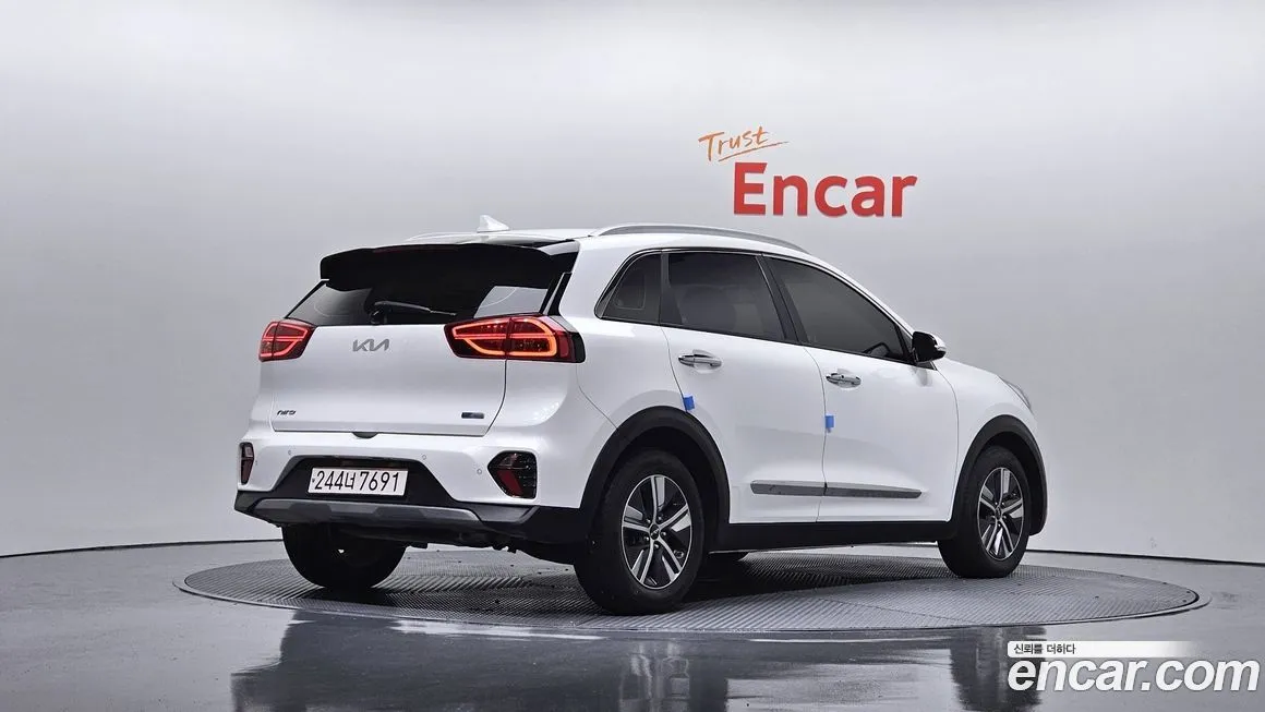Kia Niro — фото 2