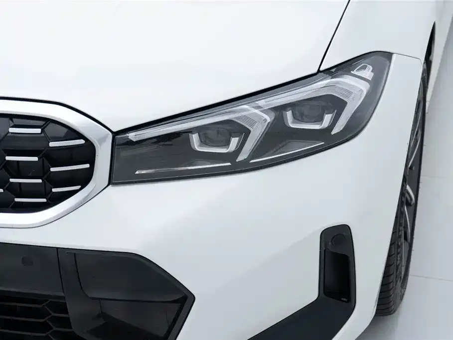 BMW 3 Series 2023 из CN, фото 10
