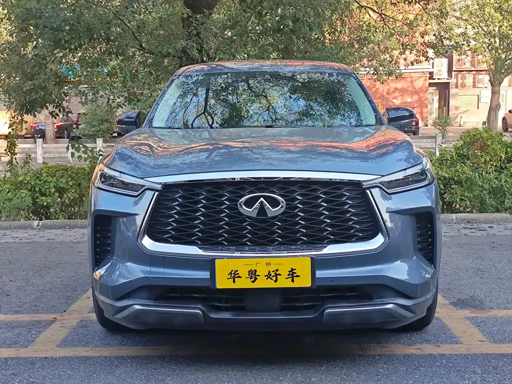 Infiniti QX60 2023 из CN, фото 2