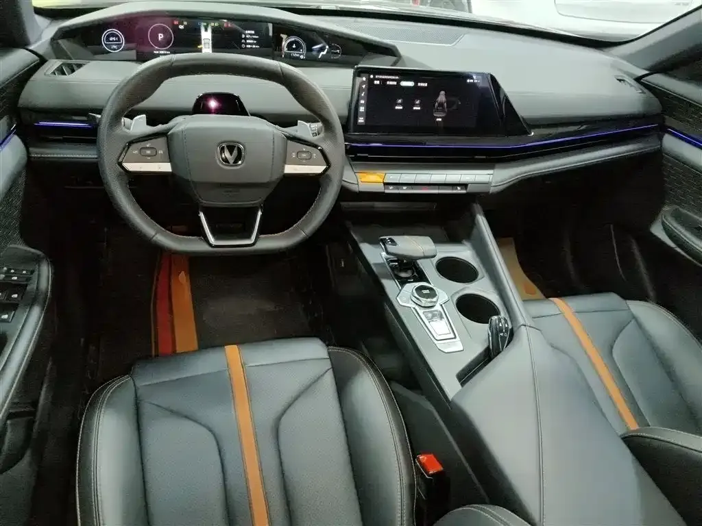 Changan UNI-V 2024 из CN, фото 10