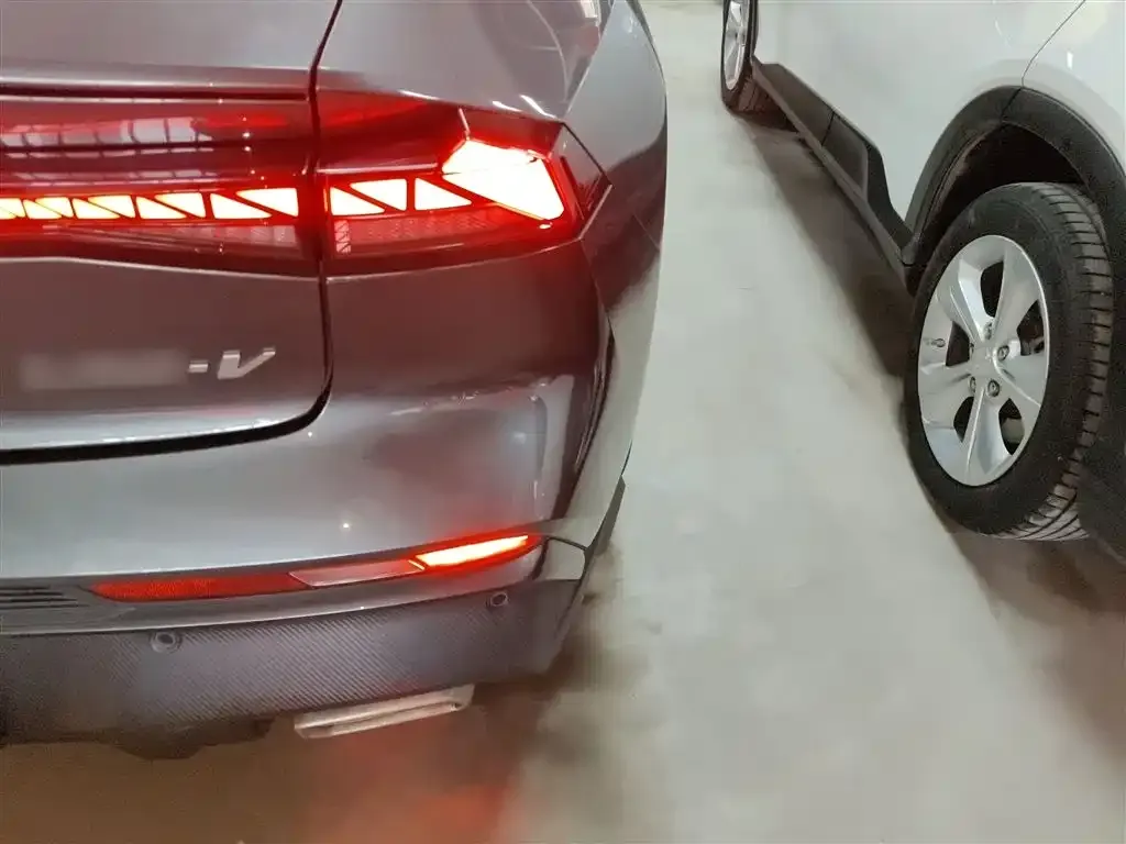 Changan UNI-V 2024 из CN, фото 8