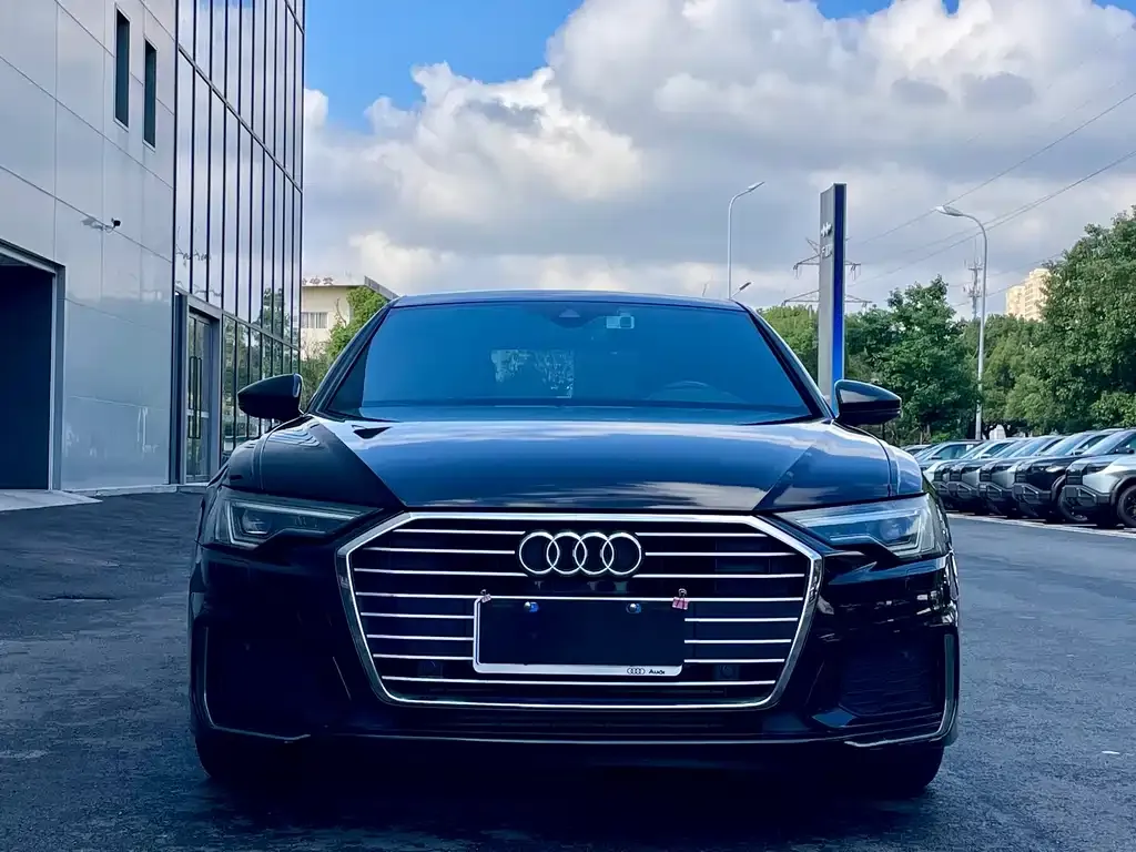 Audi A6L 2021 из CN, фото 1