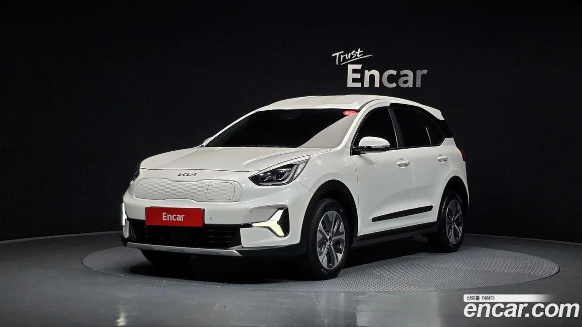 Kia Niro — фото 1