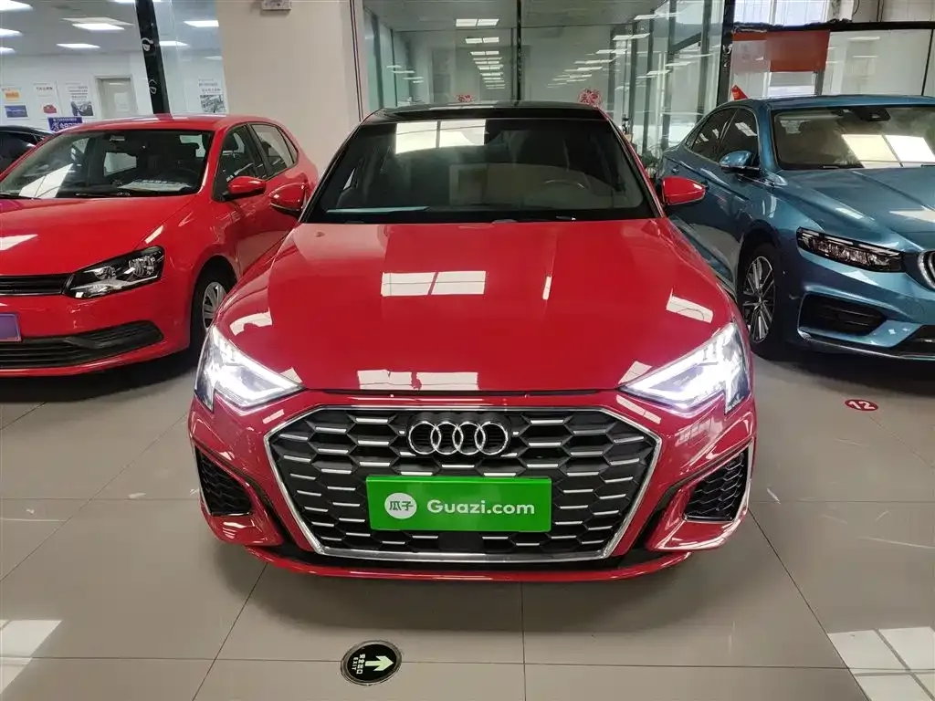 Audi A3 2023 из CN, фото 3