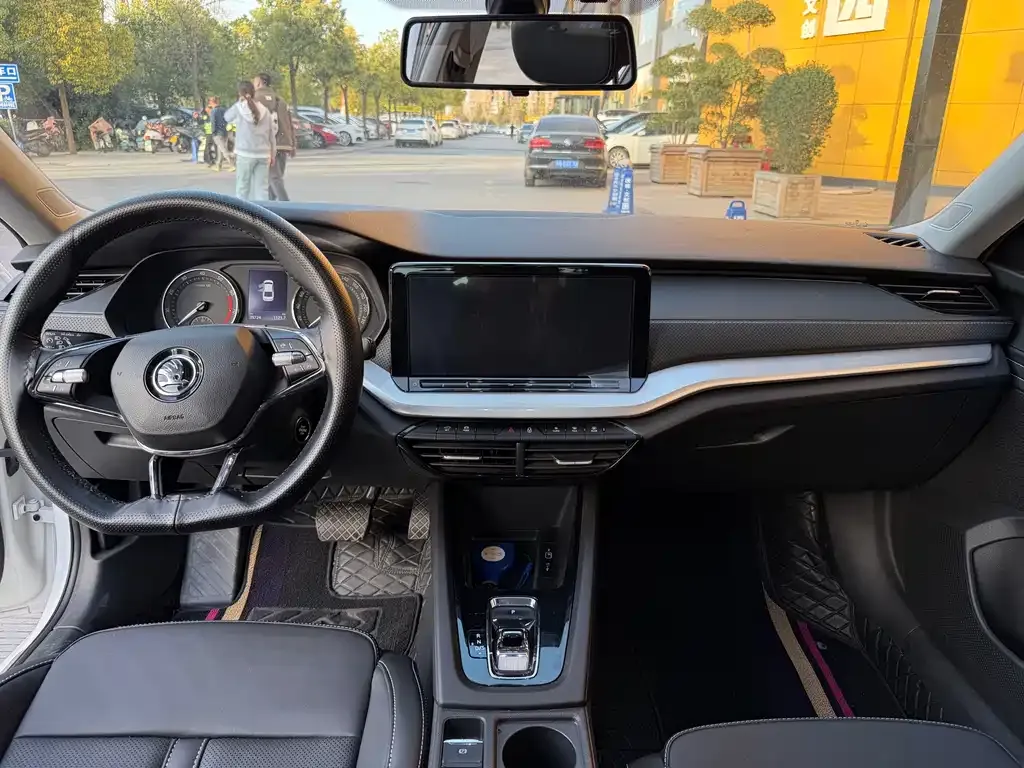 Skoda Octavia 2022 из CN, фото 6