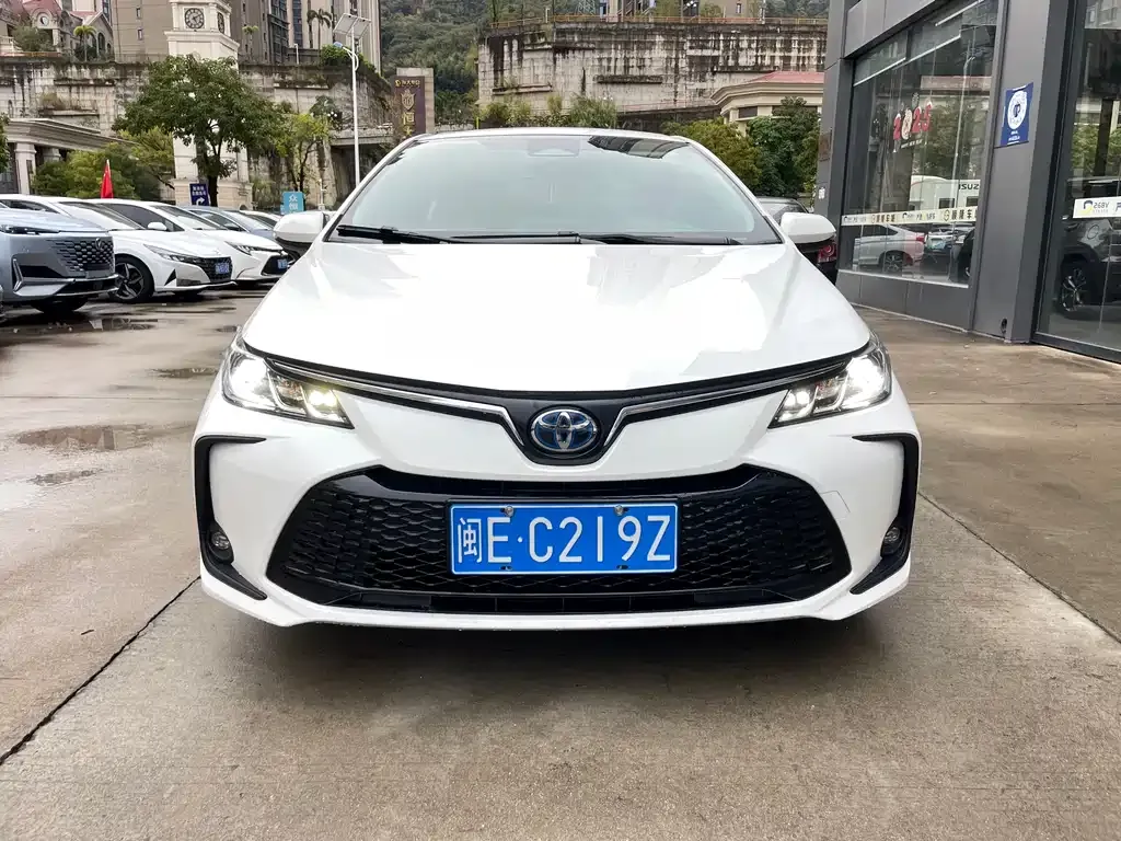 Toyota Corolla 2023 из CN, фото 3