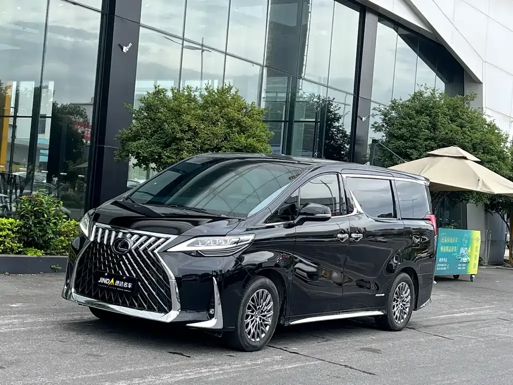 Lexus LM 2023 из CN, фото 1