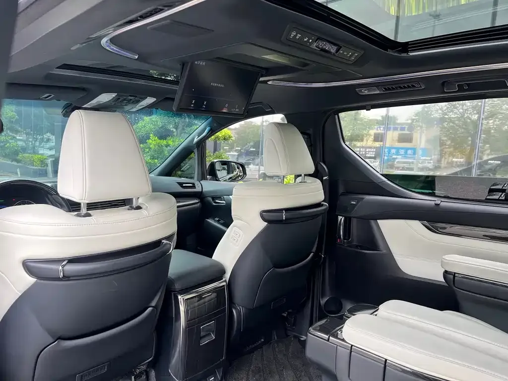 Lexus LM 2023 из CN, фото 5