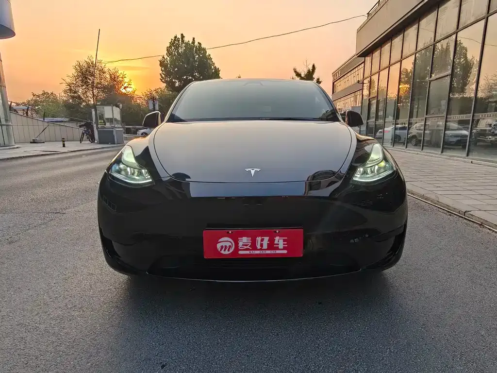 Tesla Model Y 2024 из CN, фото 2