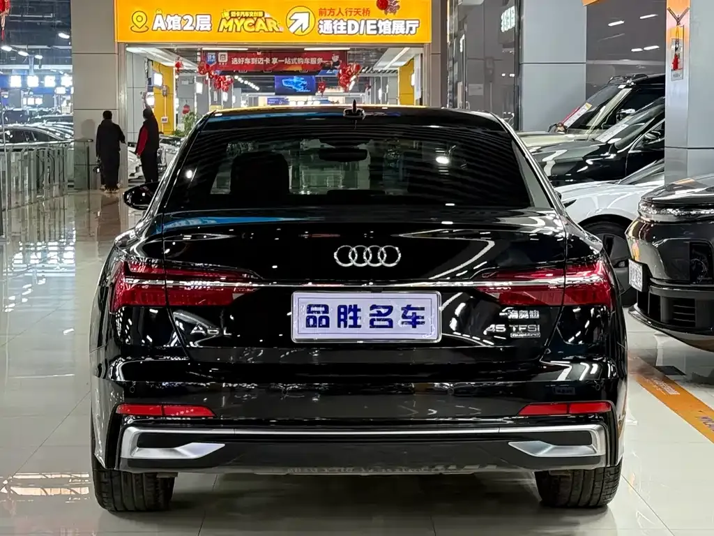 Audi A6L 2025 из CN, фото 5