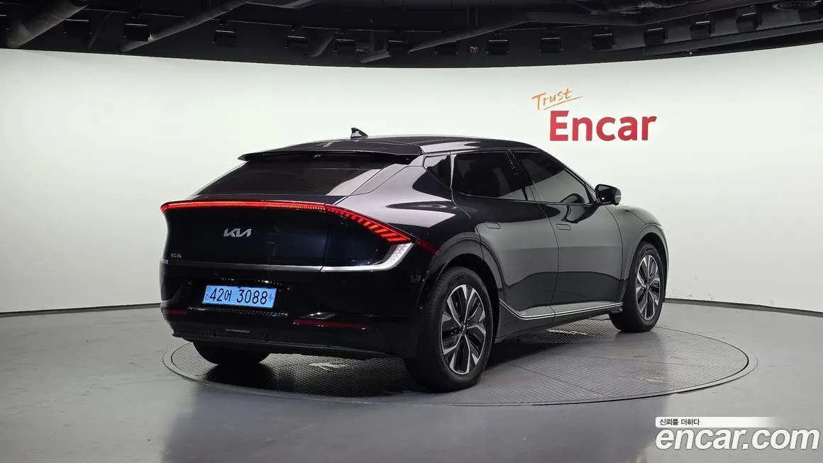 Kia EV6 — фото 2