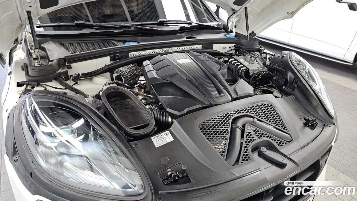 Porsche Macan 2021 из KR, фото 6