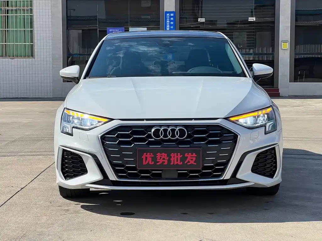 Audi A3 2021 из CN, фото 2