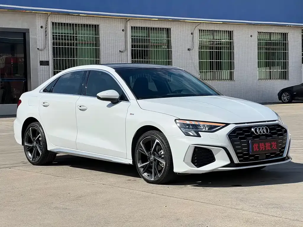 Audi A3 2021 из CN, фото 3