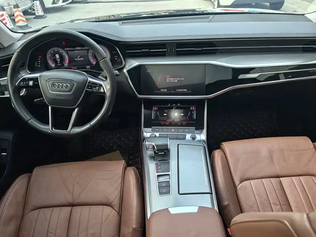 Audi A6L — фото 5