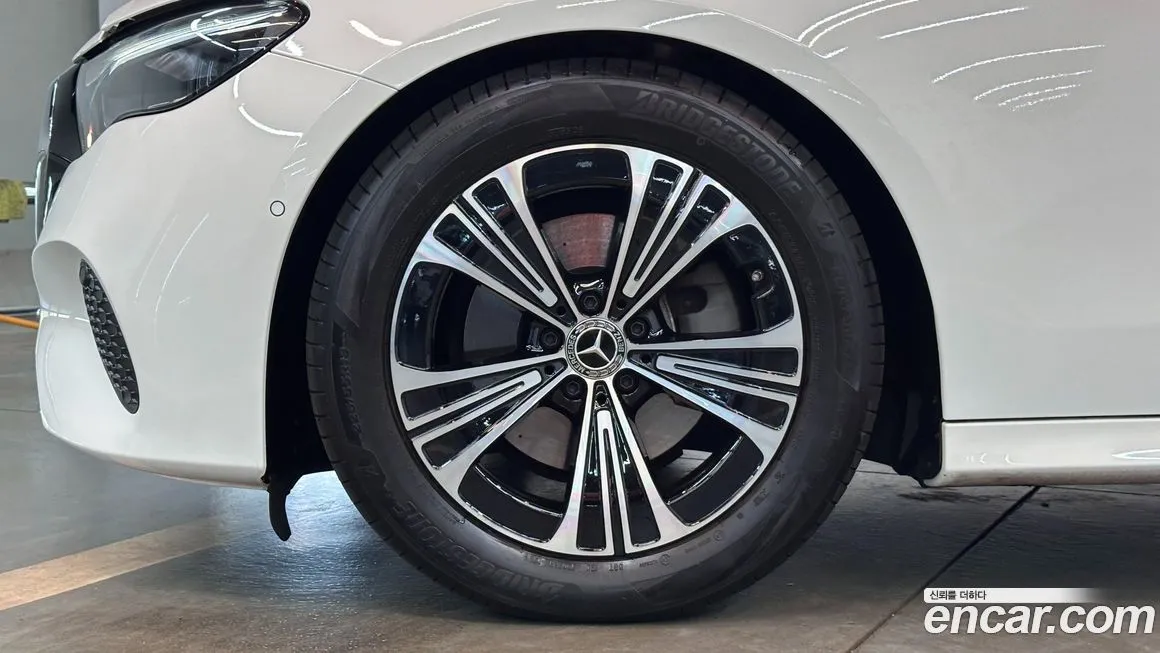 Mercedes-Benz E-Class 2025 из KR, фото 5
