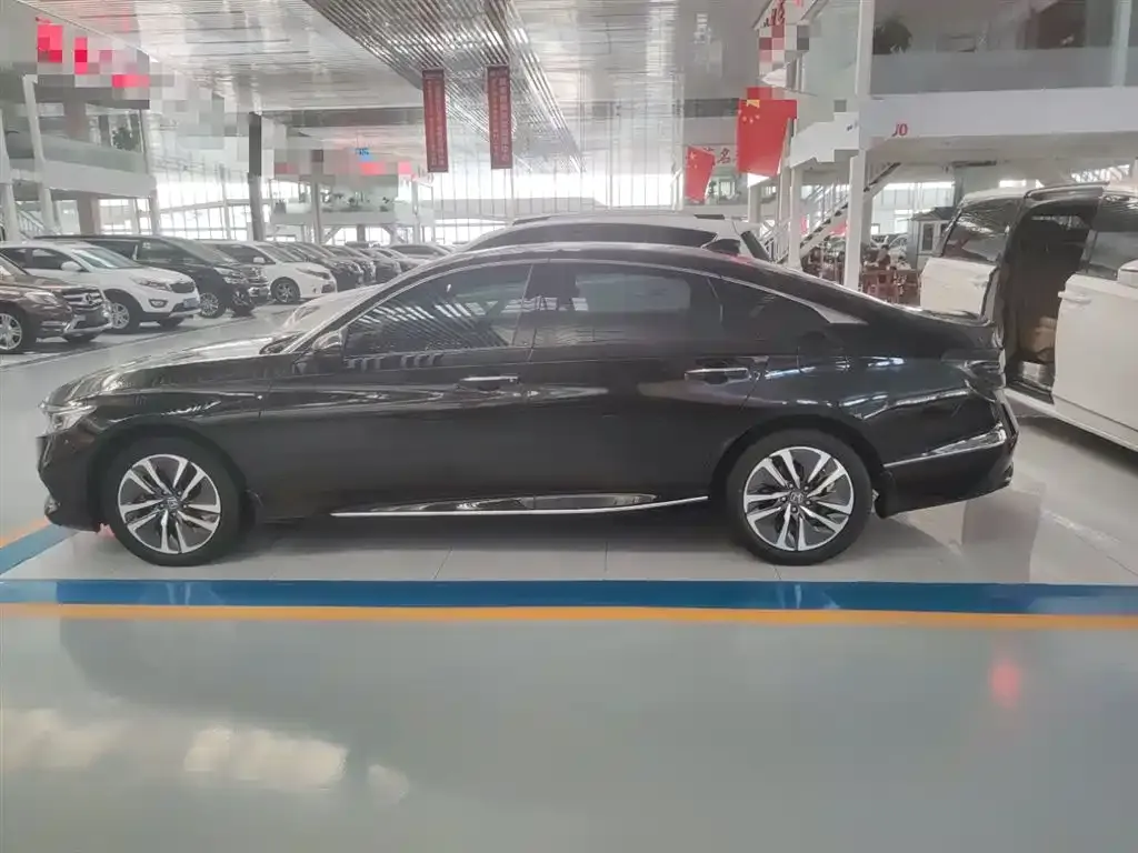Honda Accord — фото 5