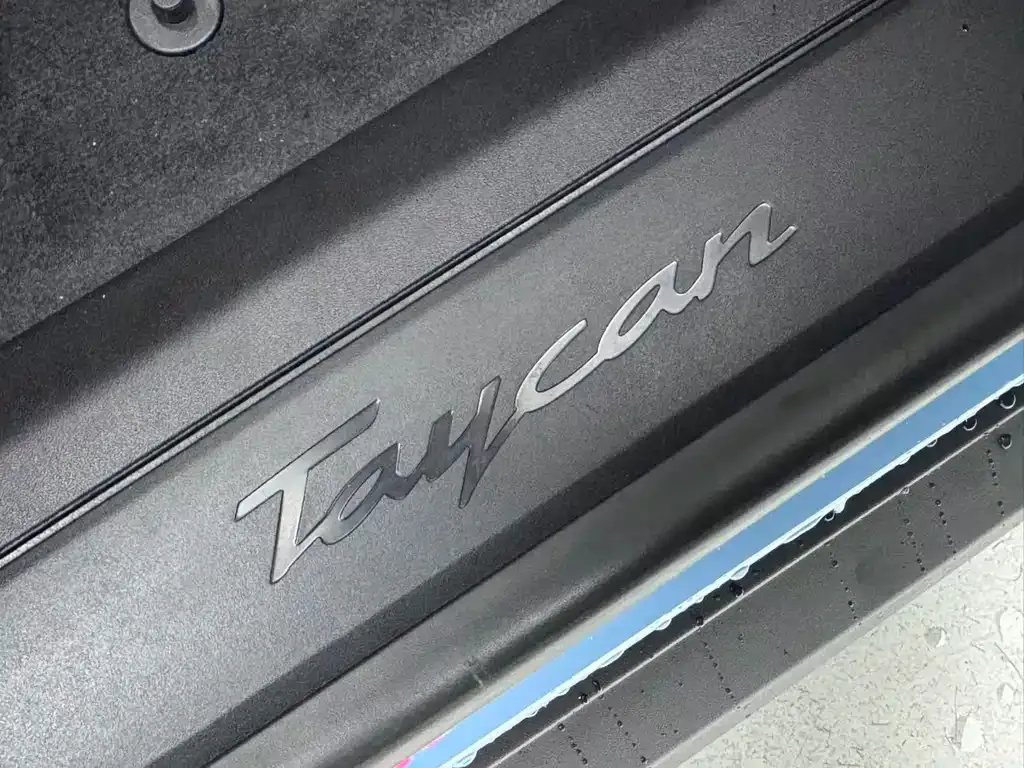 Porsche Taycan 2024 из CN, фото 8