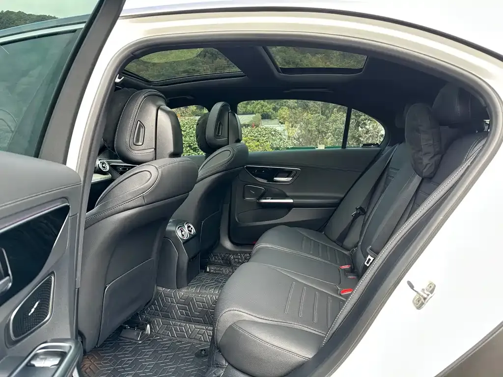 Mercedes-Benz C-Class 2024 из CN, фото 10