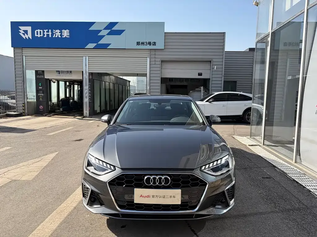 Audi A4L 2023 из CN, фото 3