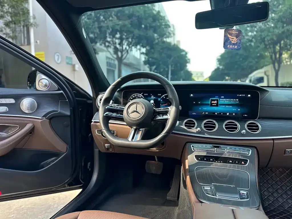 Mercedes-Benz E-Class 2022 из CN, фото 8