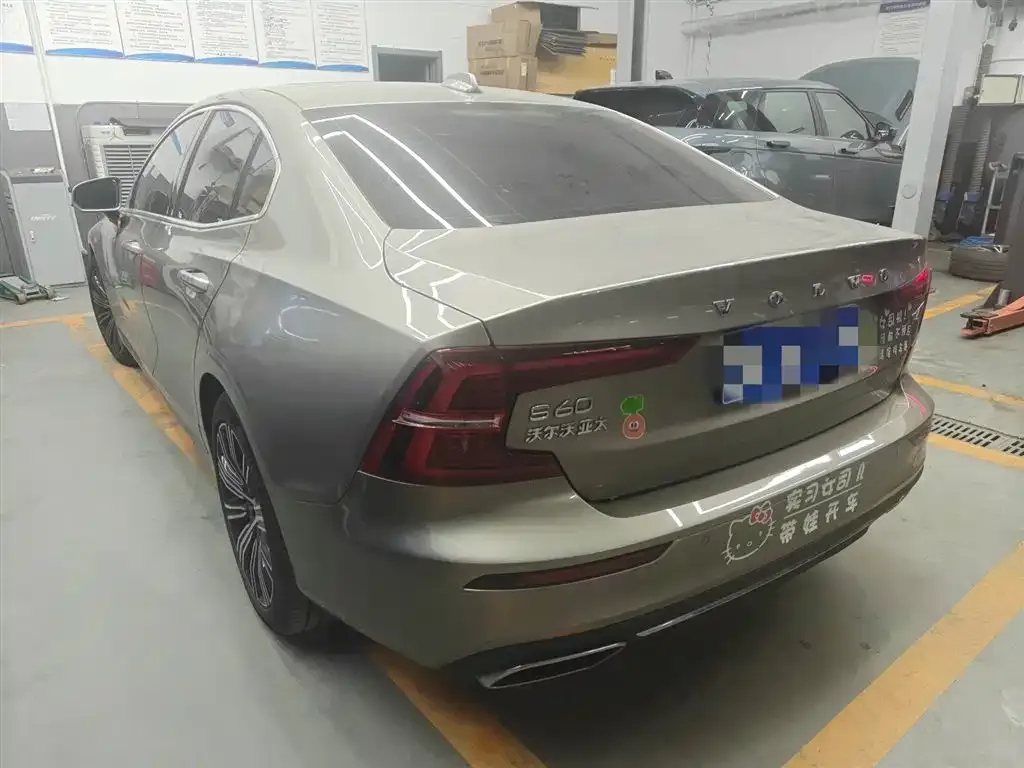 Volvo S60 2021 из CN, фото 10