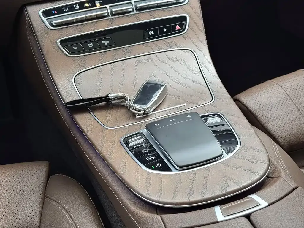 Mercedes-Benz E-Class 2021 из CN, фото 9