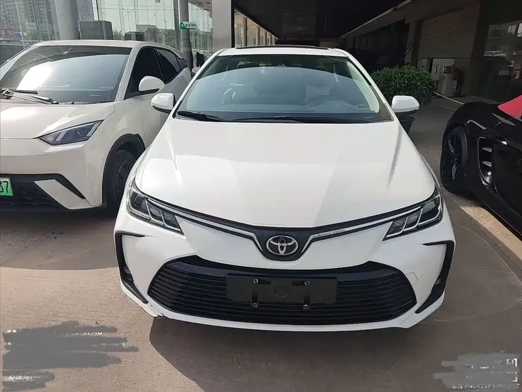 Toyota Corolla 2021 из CN, фото 2
