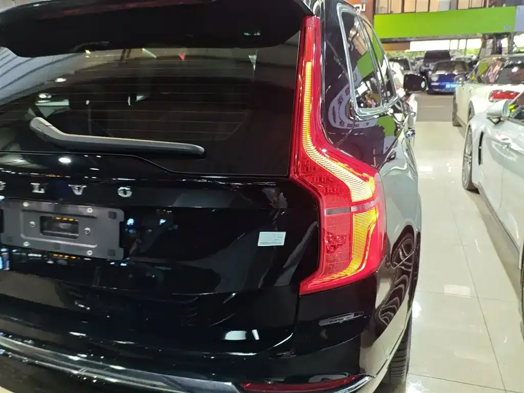 Volvo XC90 2022 из CN, фото 8