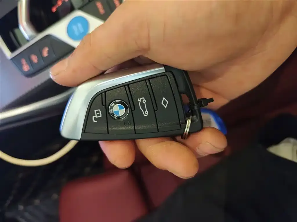 BMW i3 2024 из CN, фото 9