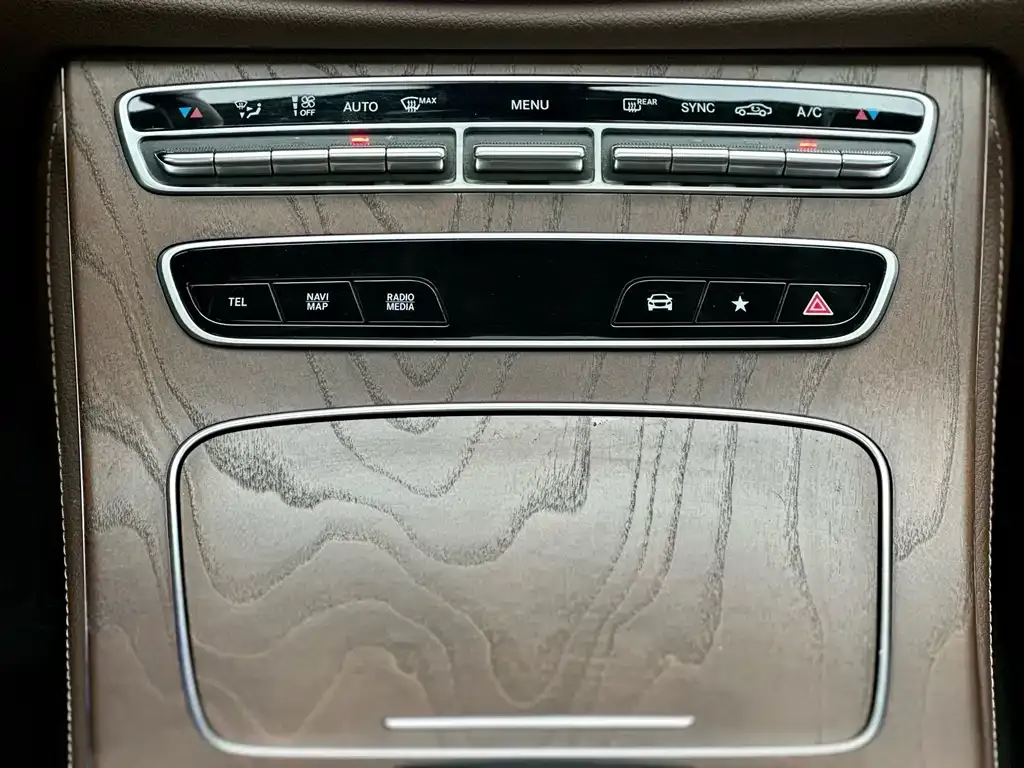 Mercedes-Benz E-Class 2023 из CN, фото 10