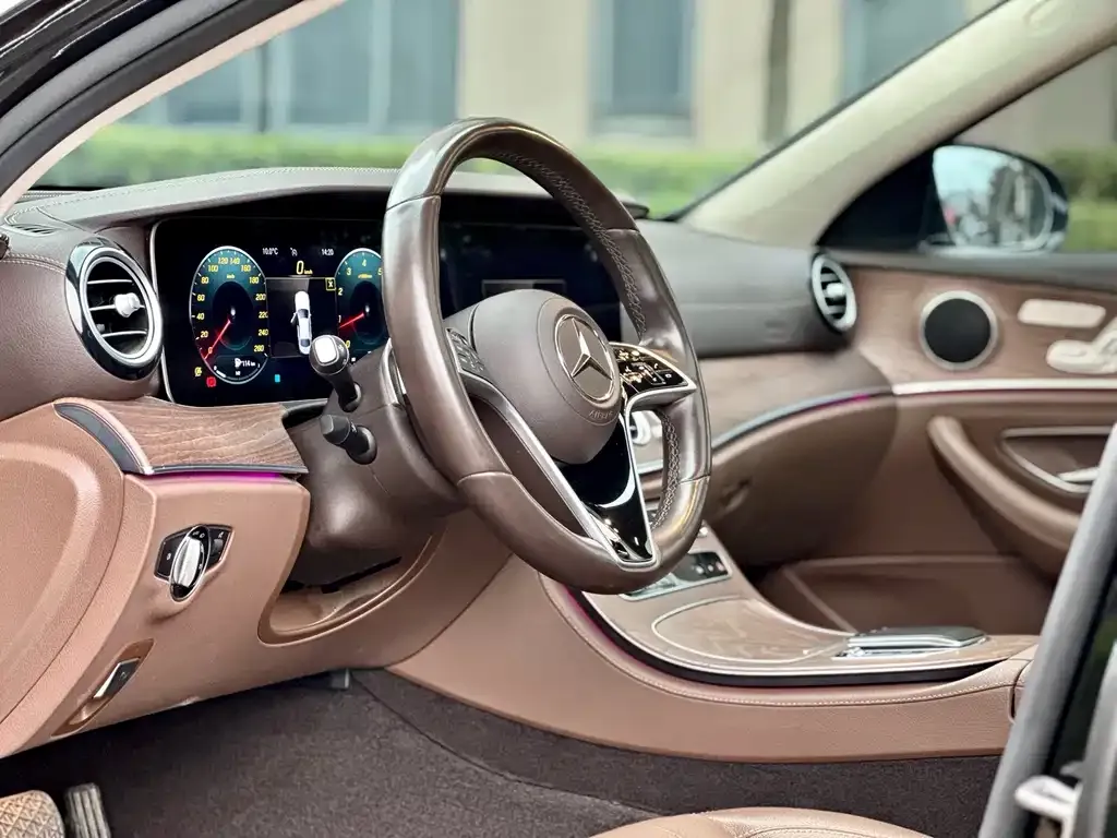 Mercedes-Benz E-Class 2023 из CN, фото 5