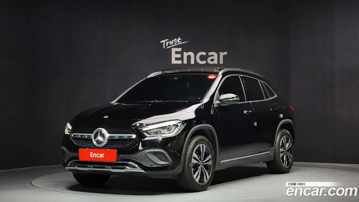 Mercedes-Benz GLA-Class