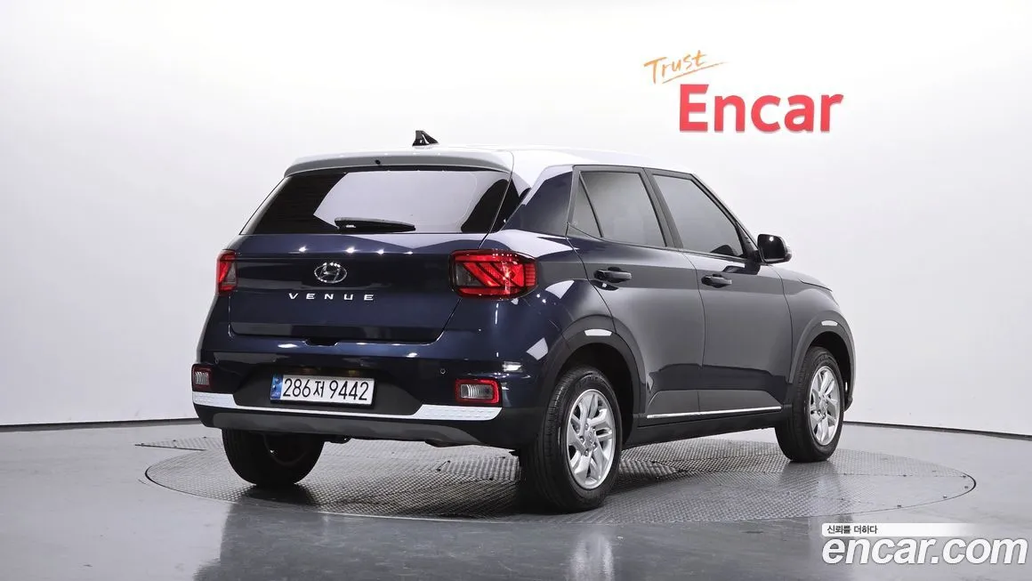 Hyundai Venue 2021 из KR, фото 2