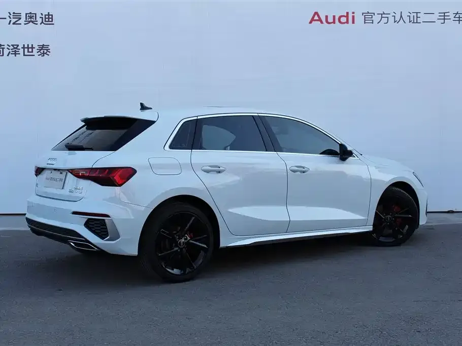 Audi A3 2024 из CN, фото 3