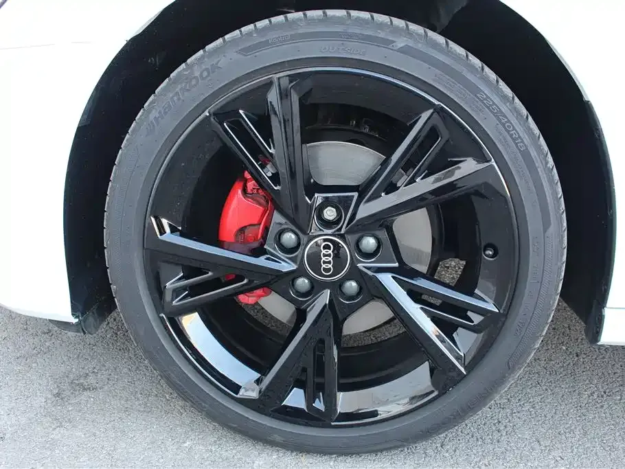 Audi A3 2024 из CN, фото 7