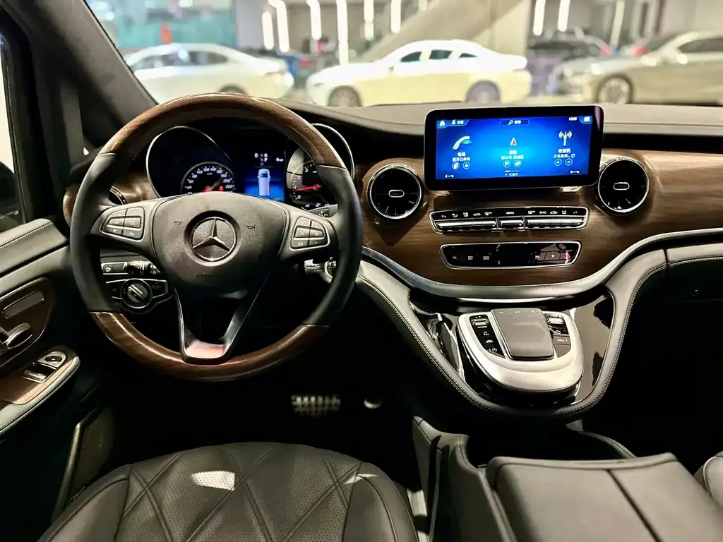 Mercedes-Benz V-Class 2022 из CN, фото 6