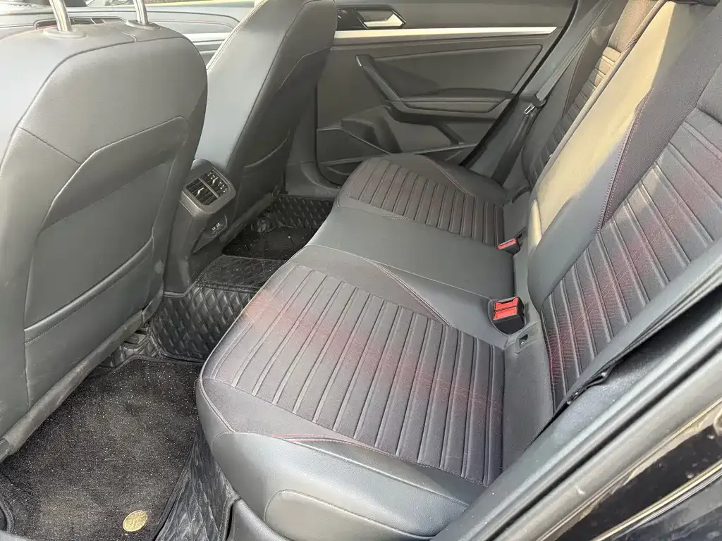Volkswagen Lavida 2023 из CN, фото 8