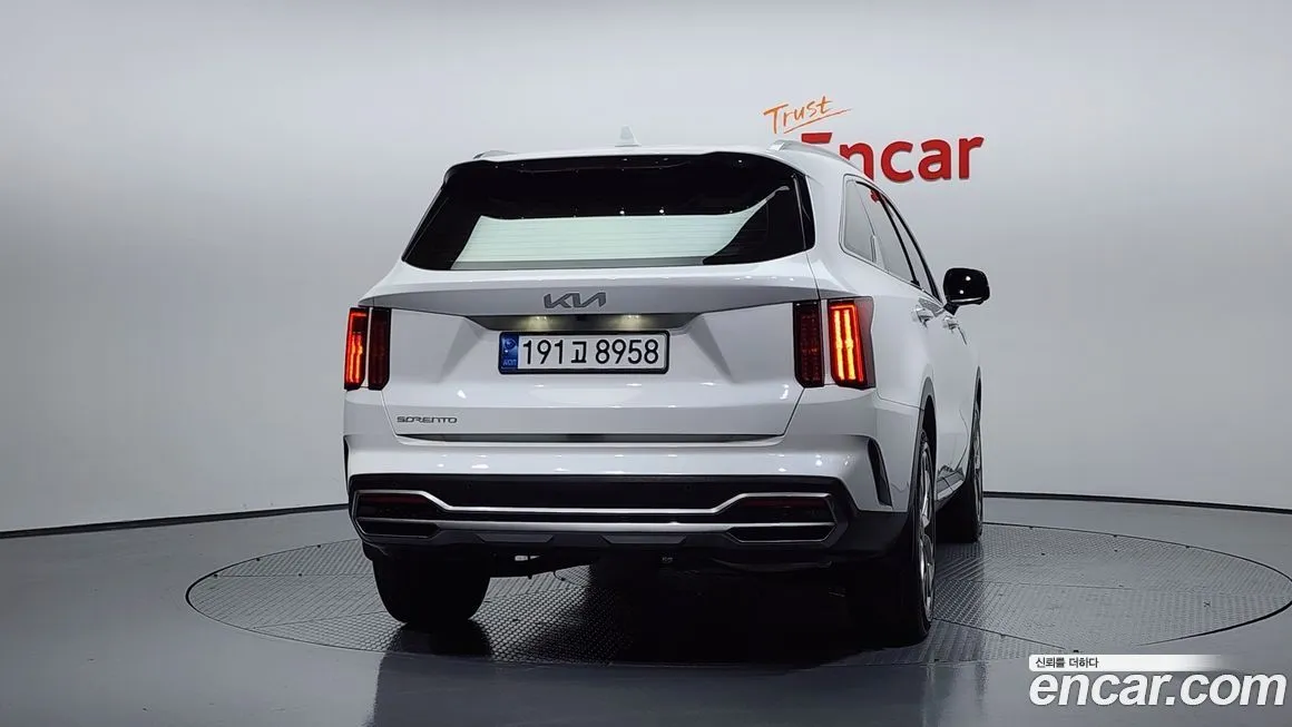 Kia Sorento — фото 4
