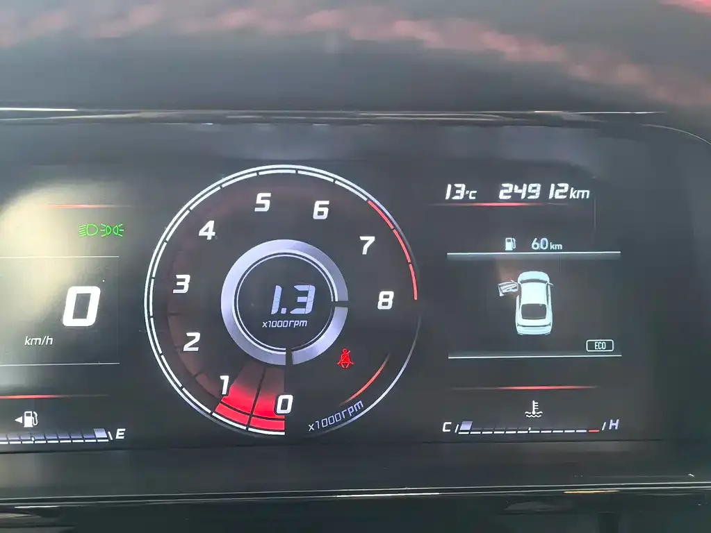 Hyundai Elantra 2022 из CN, фото 7