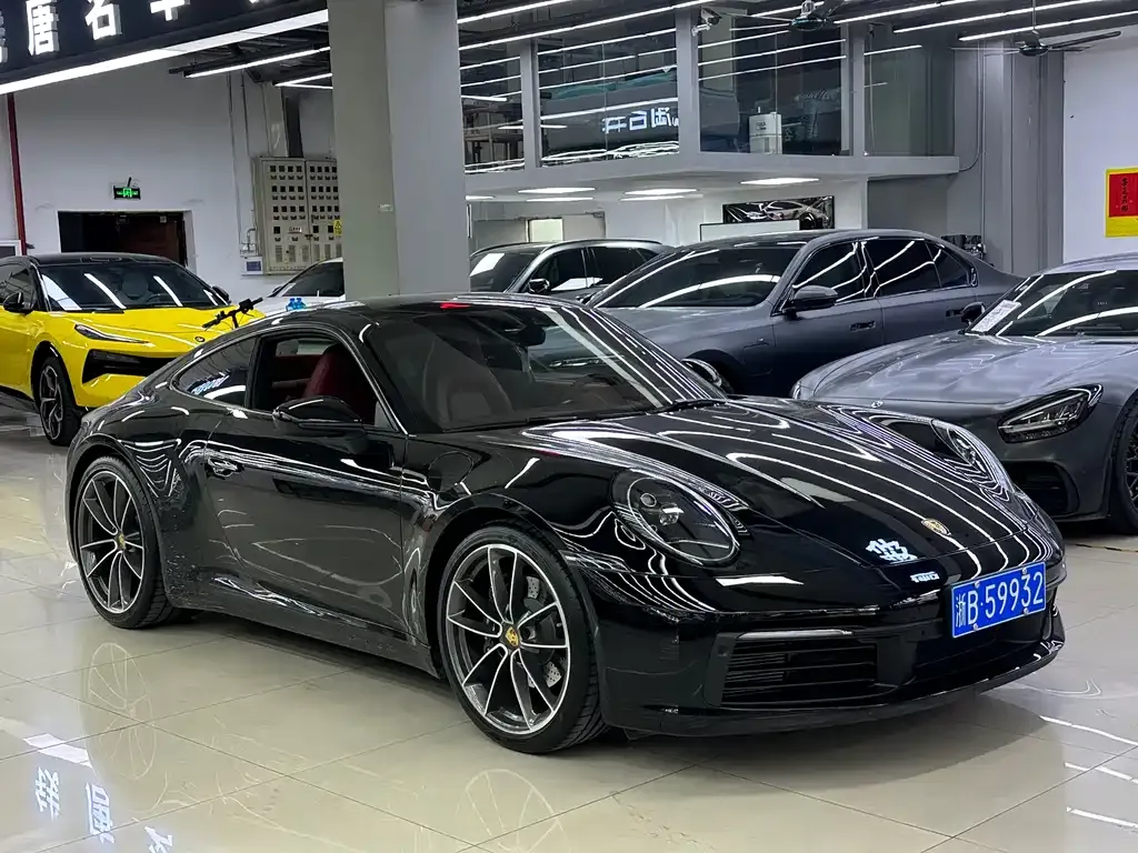 Porsche 911 2025 из CN, фото 3