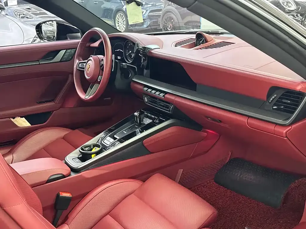 Porsche 911 2025 из CN, фото 7