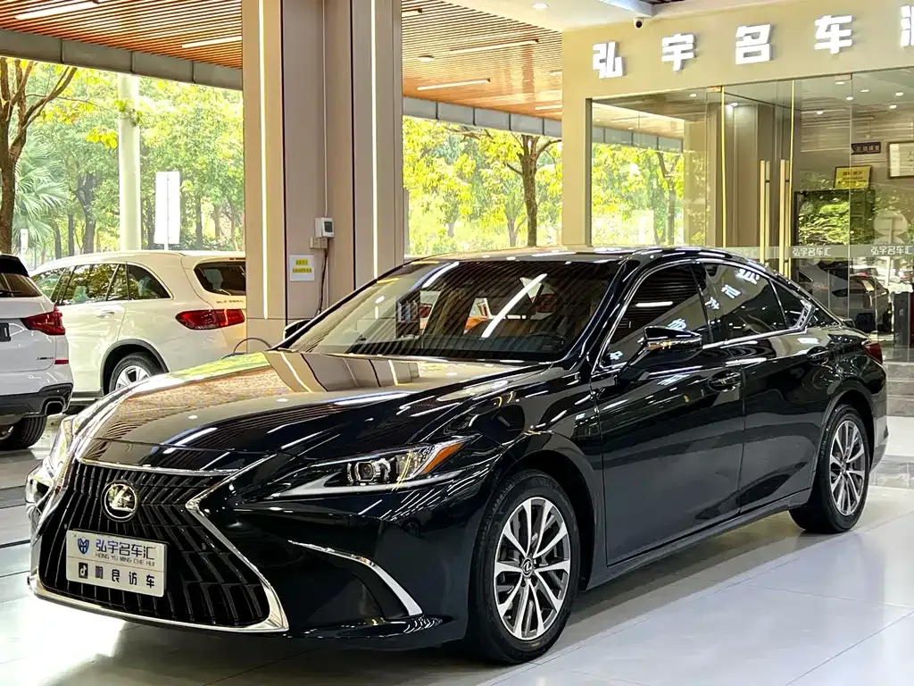 Lexus ES 2023 из CN, фото 1