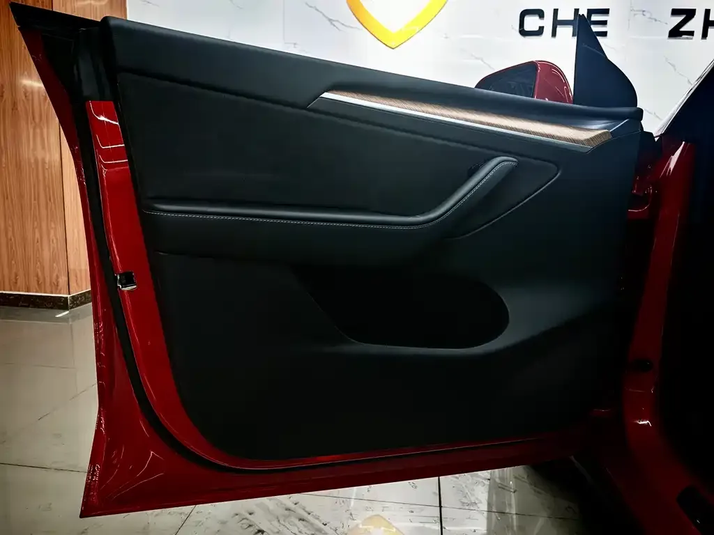 Tesla Model Y 2021 из CN, фото 7