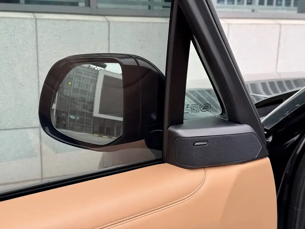Land Rover Range Rover 2025 из CN, фото 7