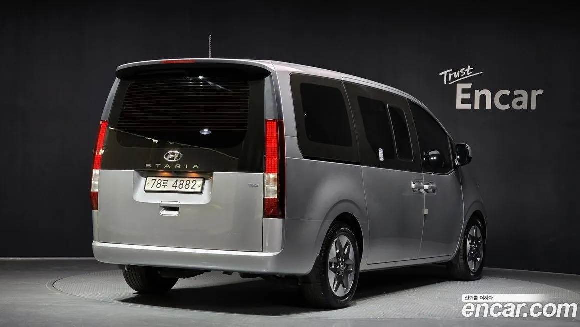 Hyundai Staria — фото 2