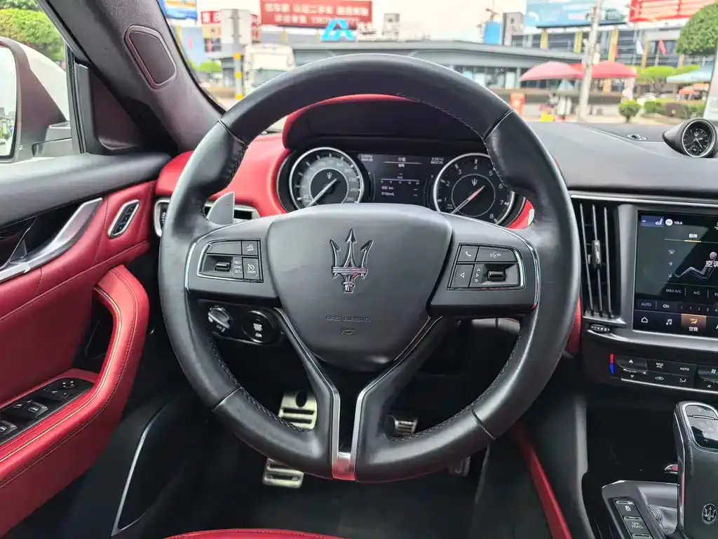 Maserati Levante 2021 из CN, фото 10