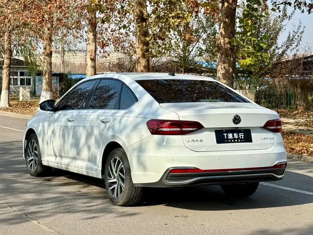 Volkswagen Lavida 2023 из CN, фото 7