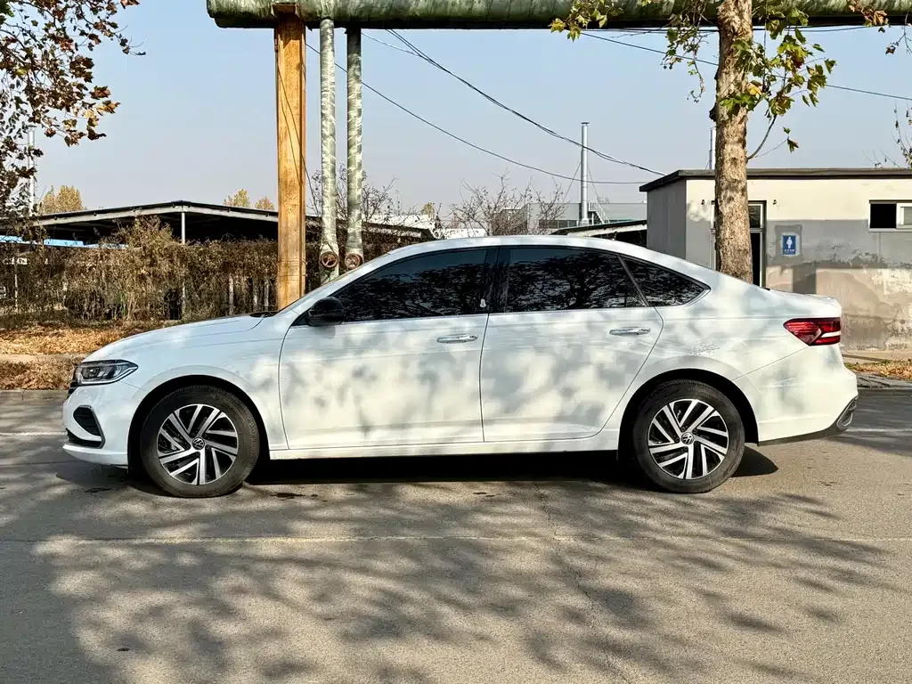 Volkswagen Lavida 2023 из CN, фото 8